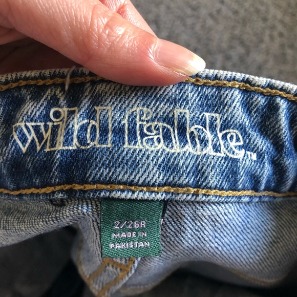 3/$15 - Wild Fable High-Waisted Denim Mom Shorts - Picture 5 of 5